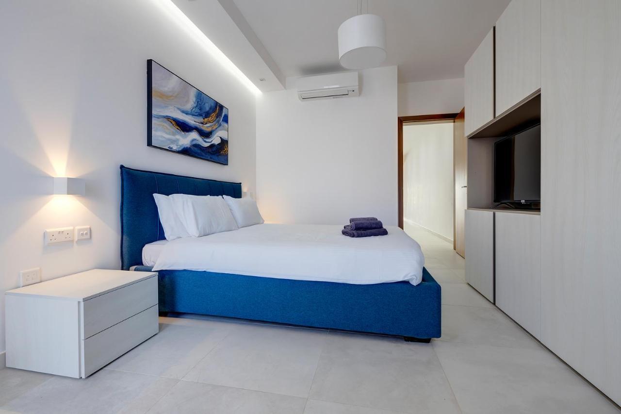 Luxe Apartment With Valletta And Harbour Views Sliema Kültér fotó