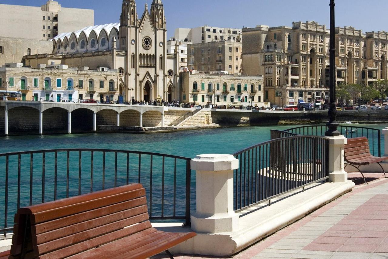 Luxe Apartment With Valletta And Harbour Views Sliema Kültér fotó