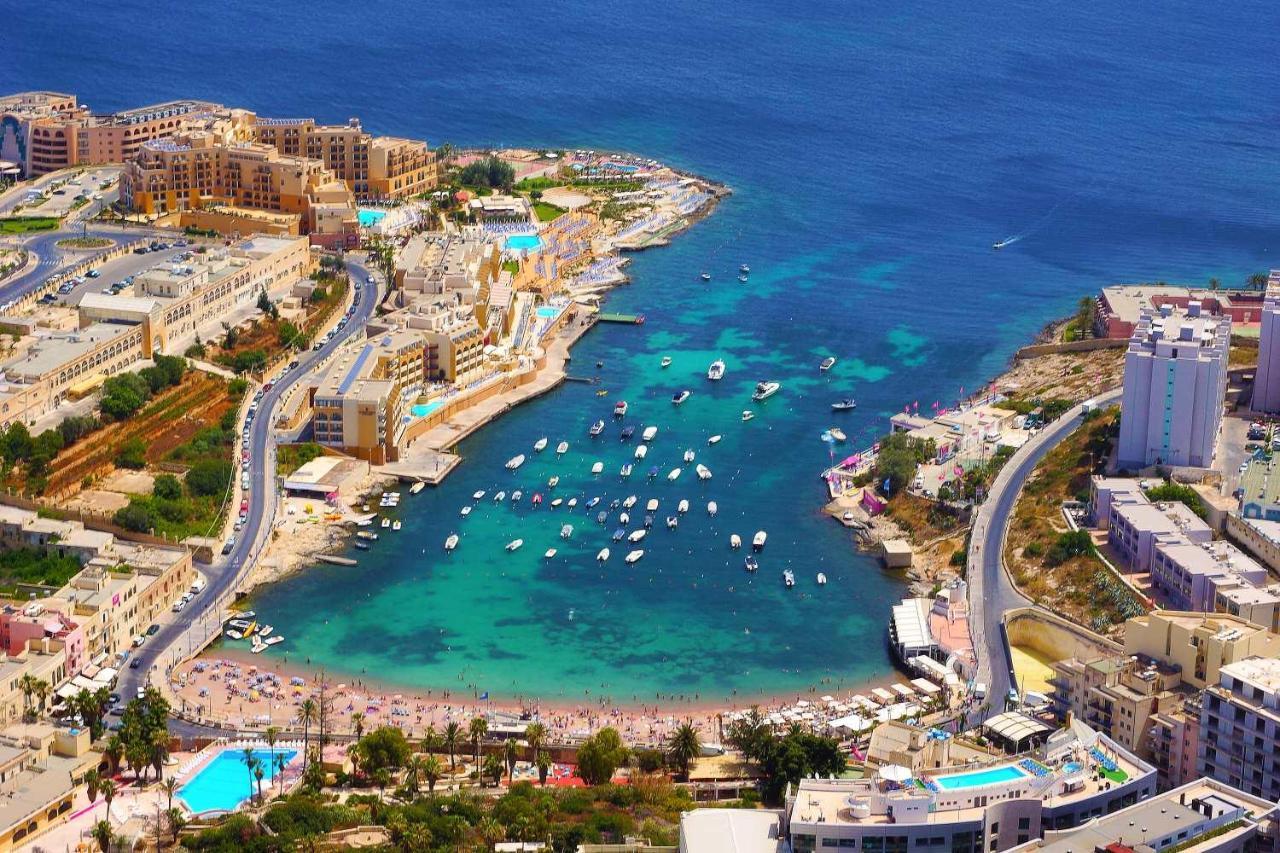 Luxe Apartment With Valletta And Harbour Views Sliema Kültér fotó