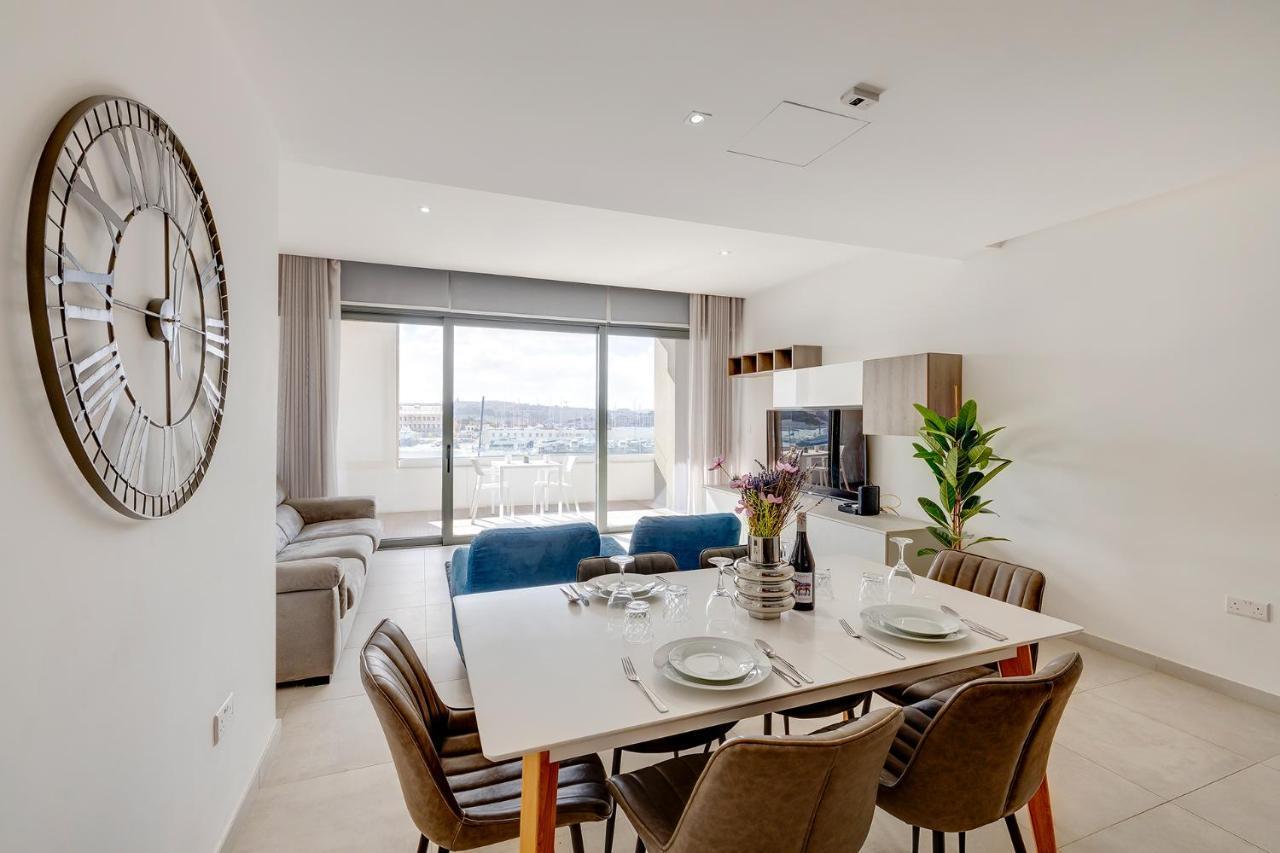 Luxe Apartment With Valletta And Harbour Views Sliema Kültér fotó